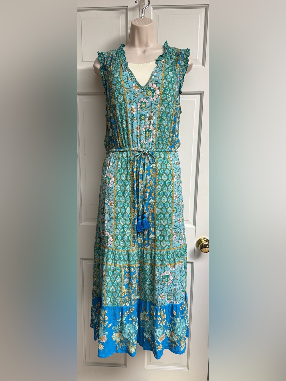 Knox Rose Floral Midi Dress in Teal Blue